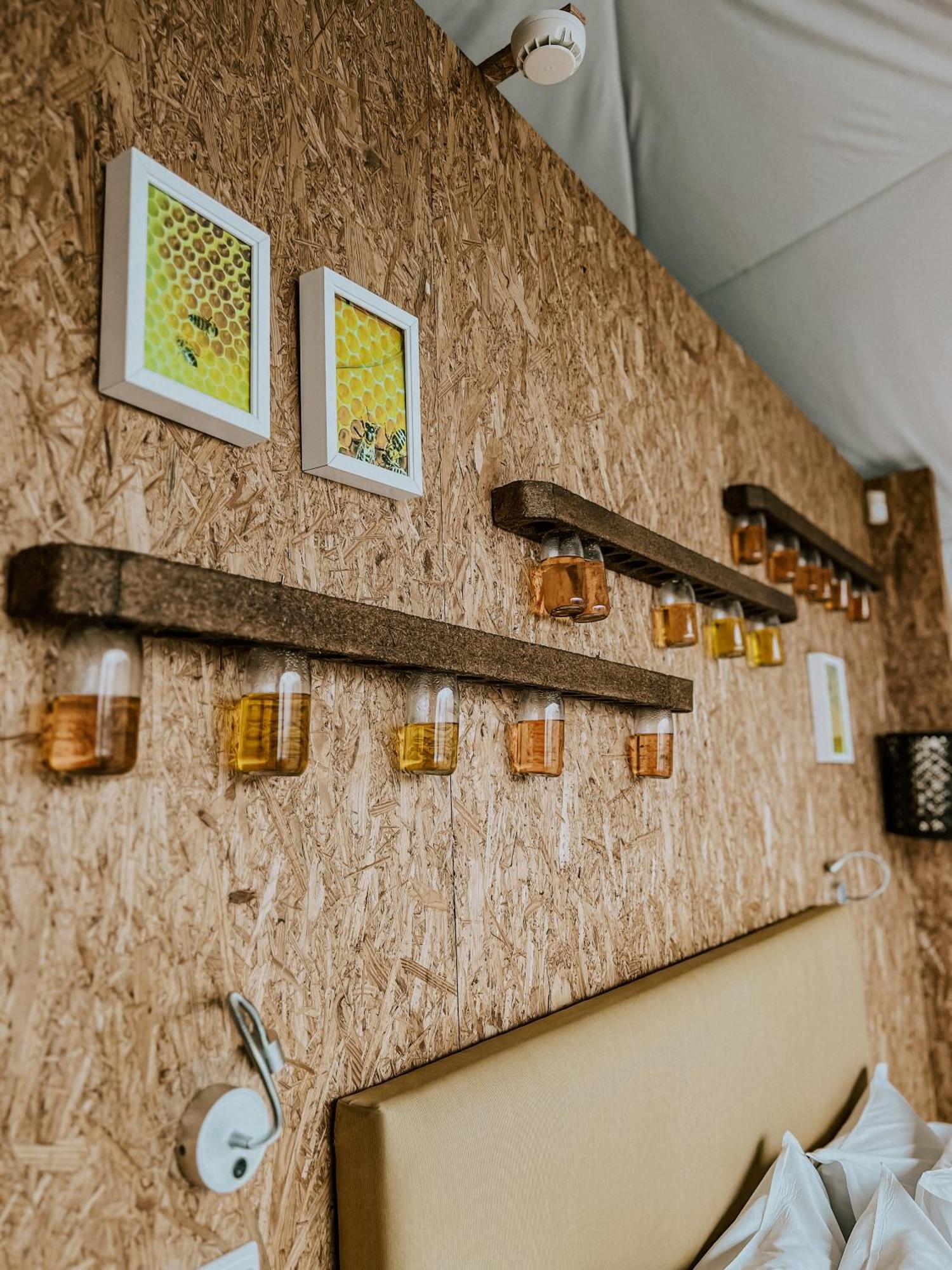 Natura Glamping Alcongosta Kültér fotó